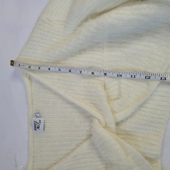 Princess Polly The Henrik Cropped Sweater Long Sleeve White Women's Sz 4 - Picture 9 of 15